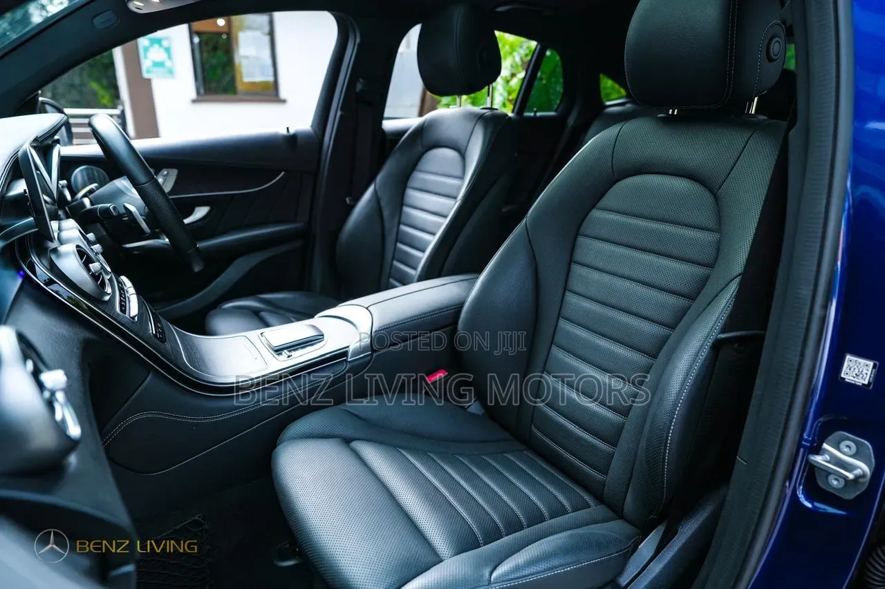 Mercedes-Benz GLC-Class 2019 Blue