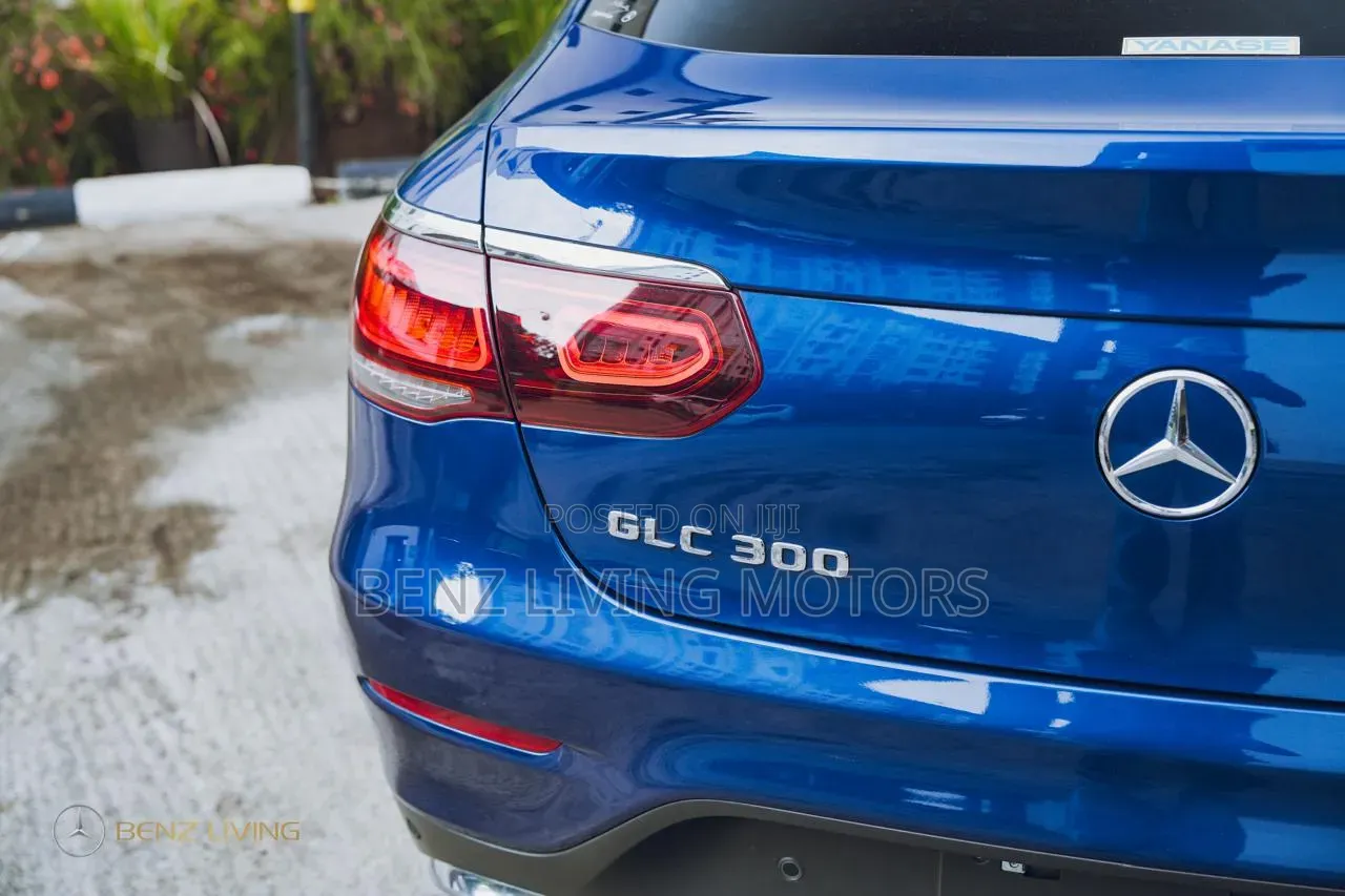 Mercedes-Benz GLC-Class 2019 Blue