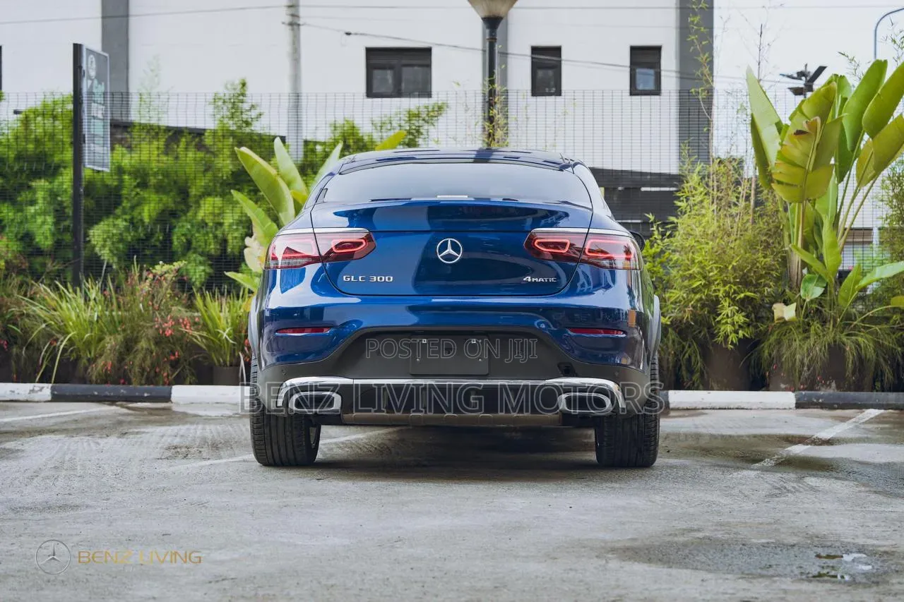 Mercedes-Benz GLC-Class 2019 Blue