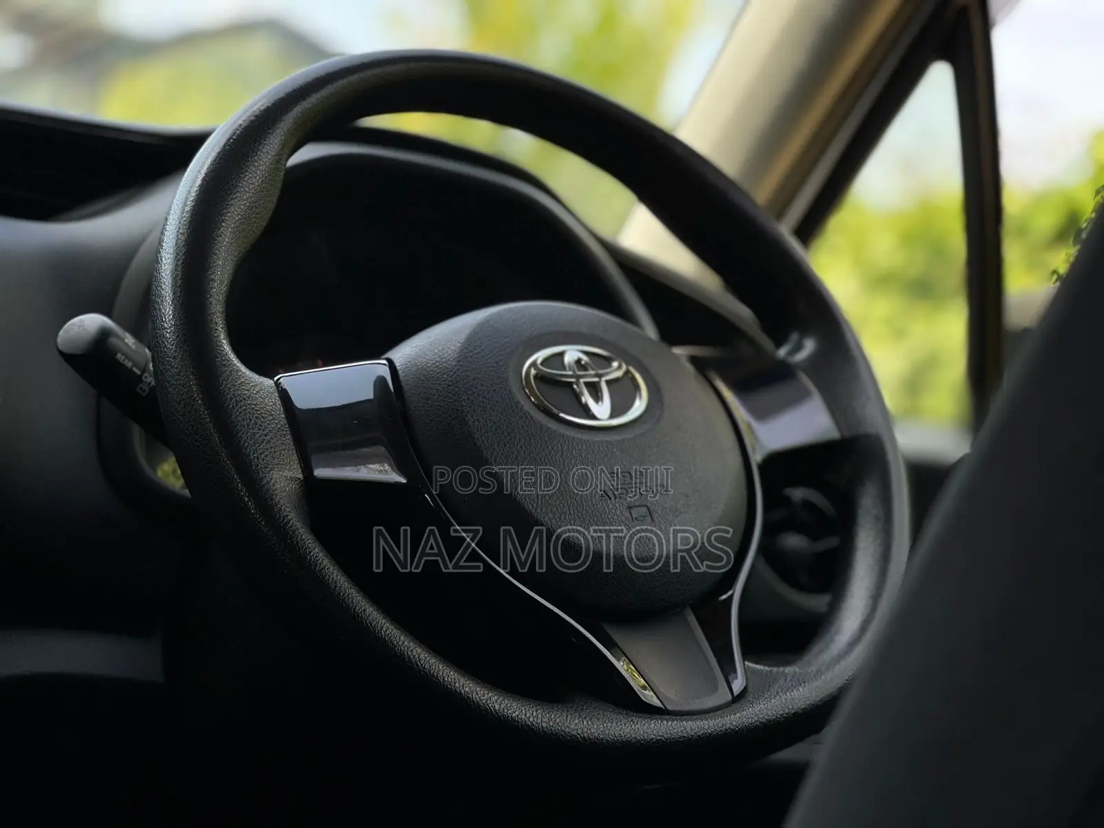 Toyota Vitz 2019 Silver