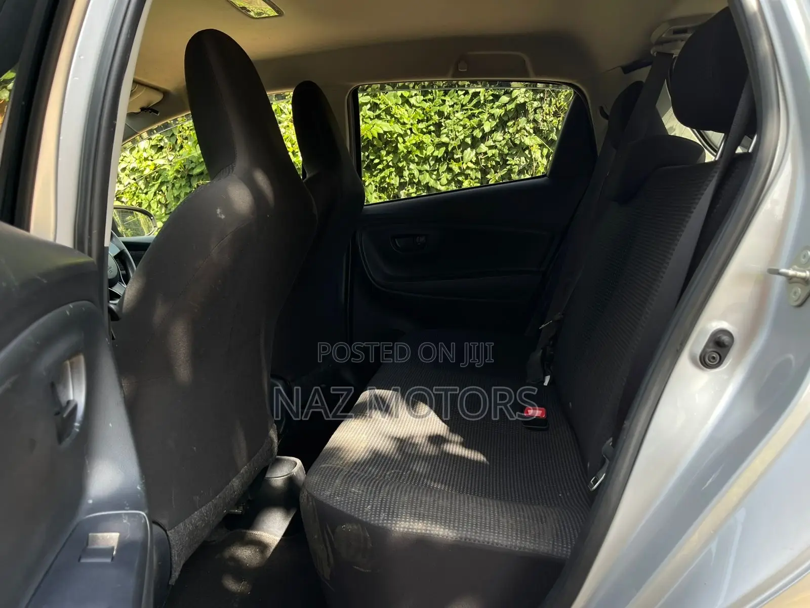 Toyota Vitz 2019 Silver