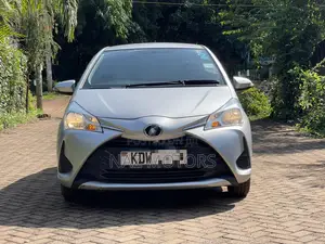 Toyota Vitz 2019 Silver
