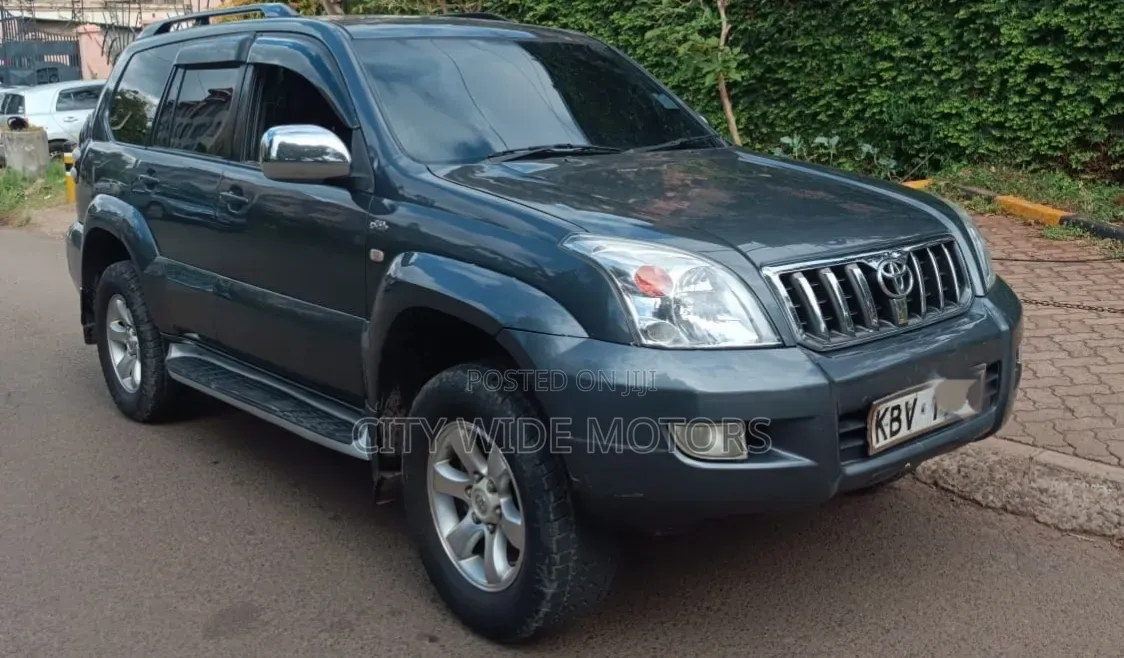 Toyota Land Cruiser Prado 3.0 D-4D 5dr 2007 Gray