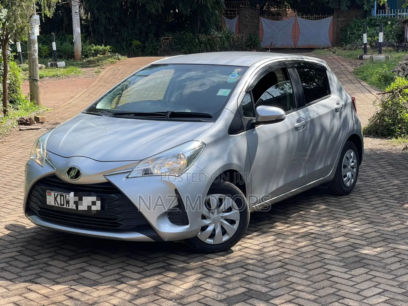 Toyota Vitz 2019 Silver