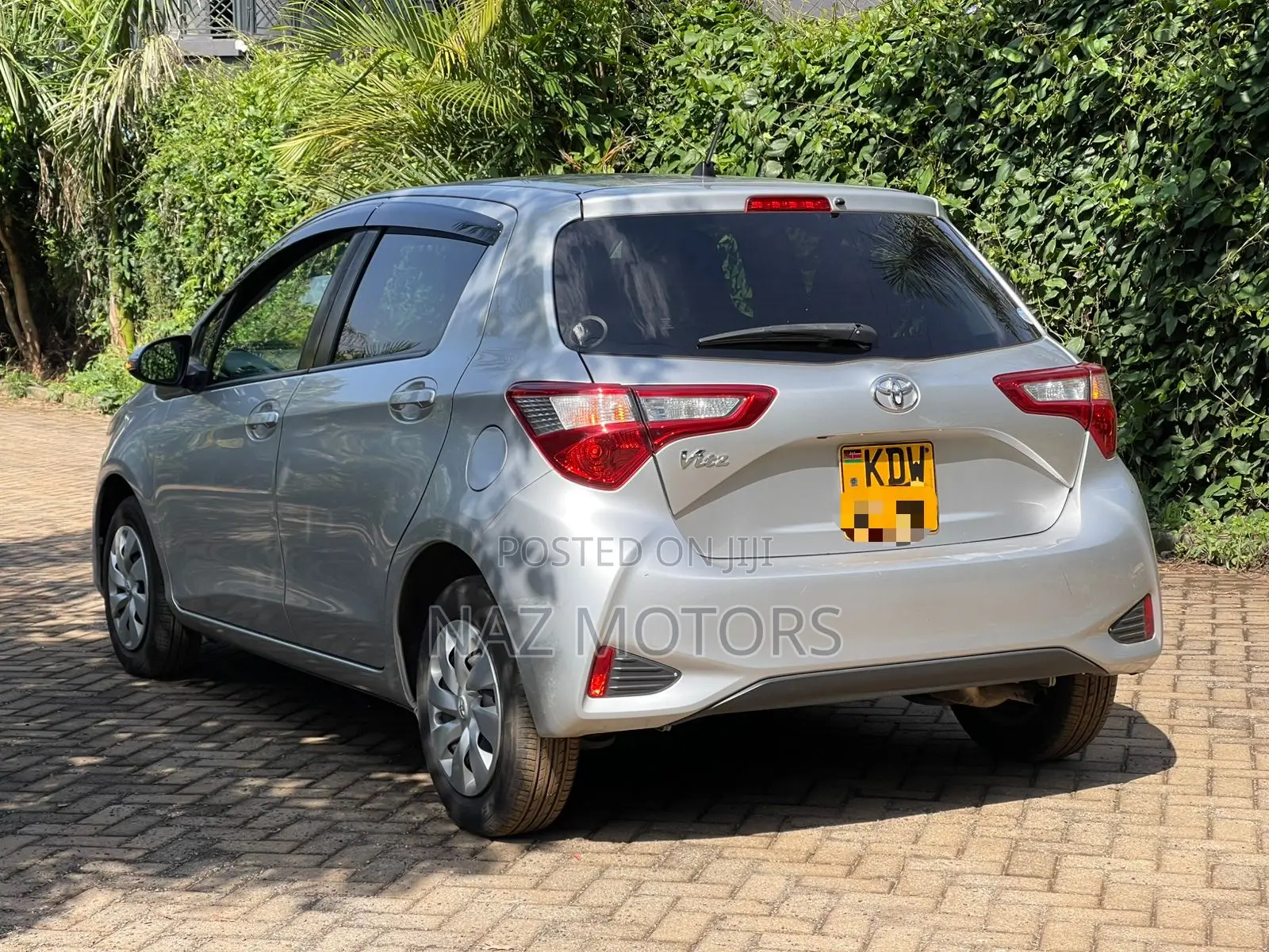 Toyota Vitz 2019 Silver
