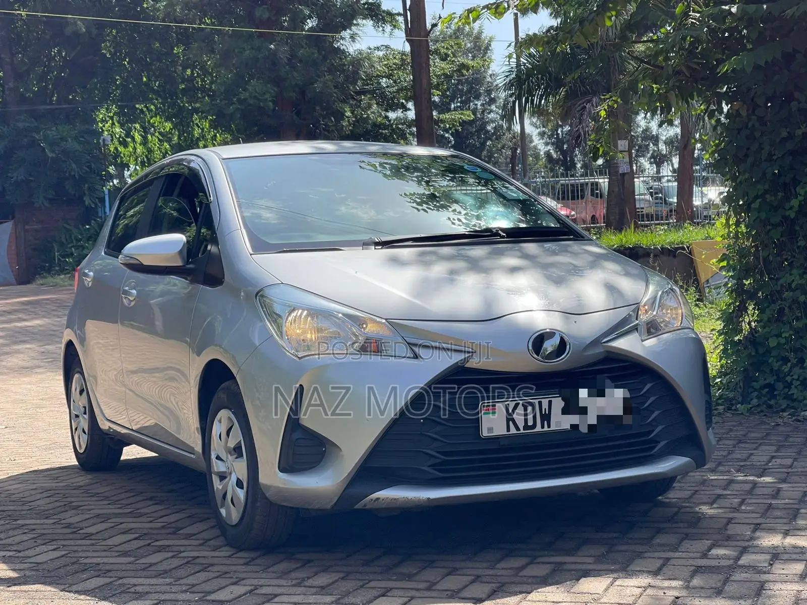Toyota Vitz 2019 Silver