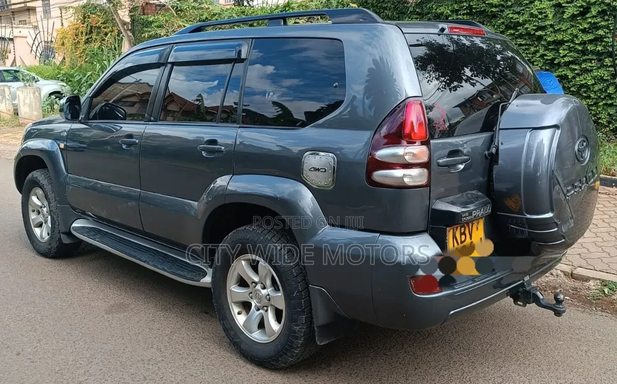 Toyota Land Cruiser Prado 3.0 D-4D 5dr 2007 Gray