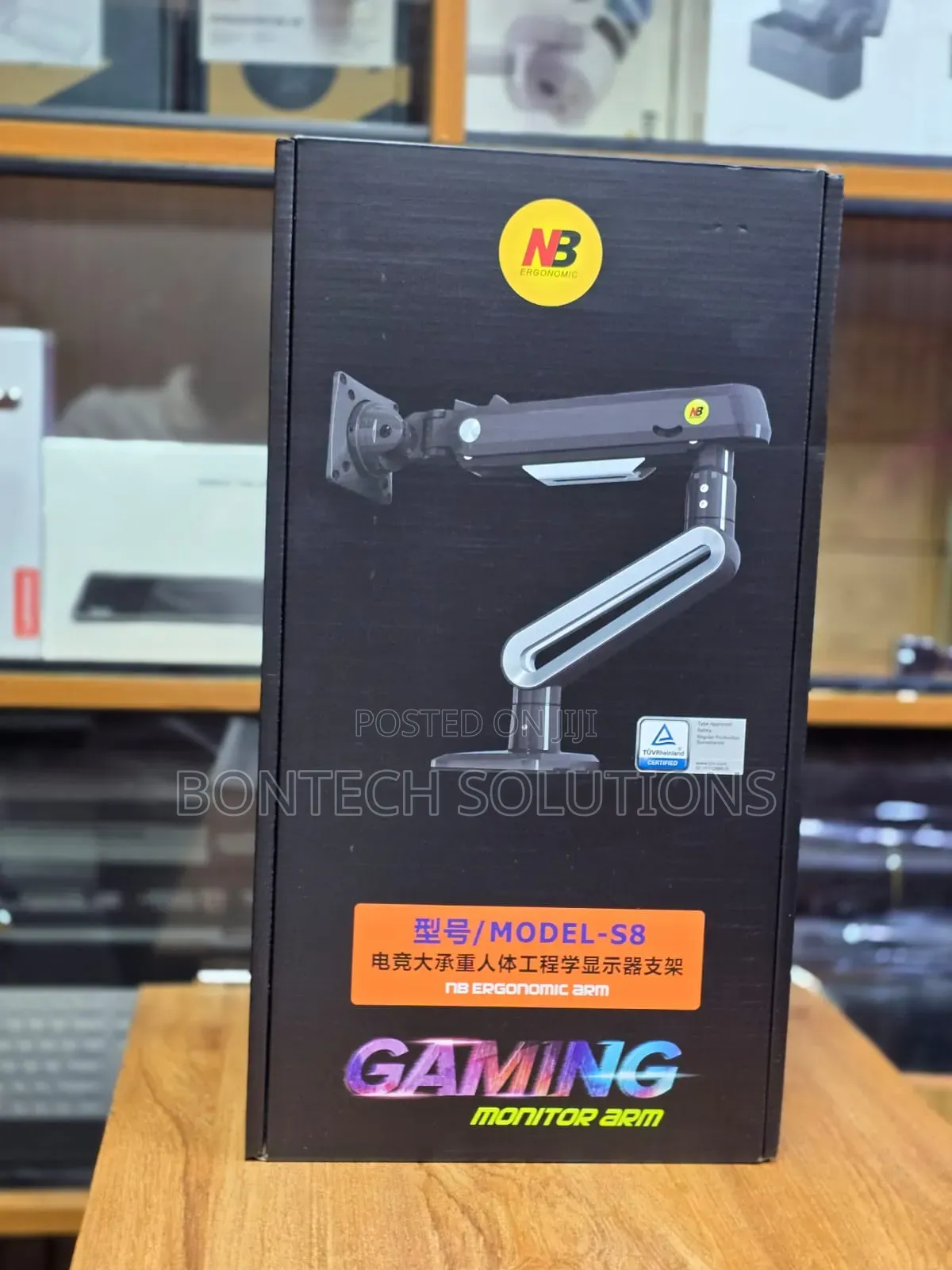 Nb Link Gaming Monitor Arm 
Model:S8 
Carriage Weight :18kg 
Versa