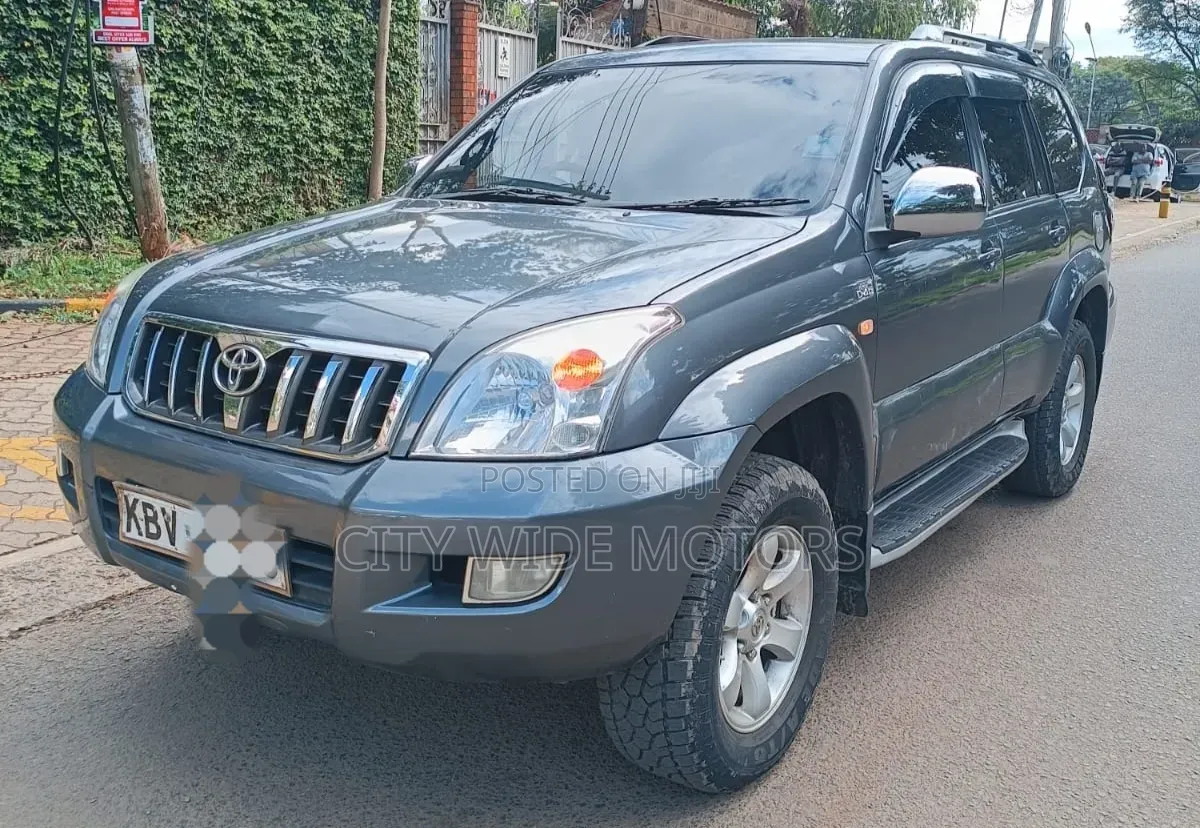 Toyota Land Cruiser Prado 3.0 D-4D 5dr 2007 Gray