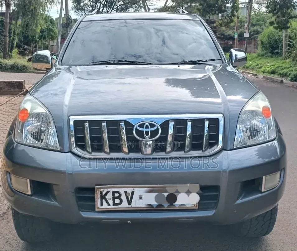 Toyota Land Cruiser Prado 3.0 D-4D 5dr 2007 Gray