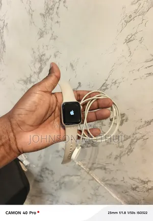 Watch Series Se