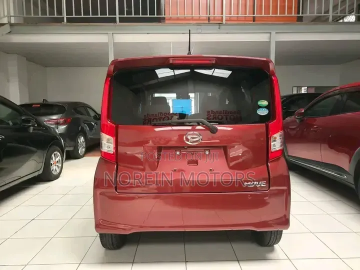 Daihatsu Move 2019 Red
