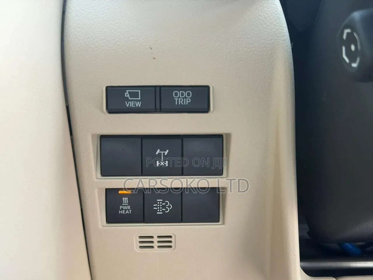 Toyota Land Cruiser LC300 2021 White
