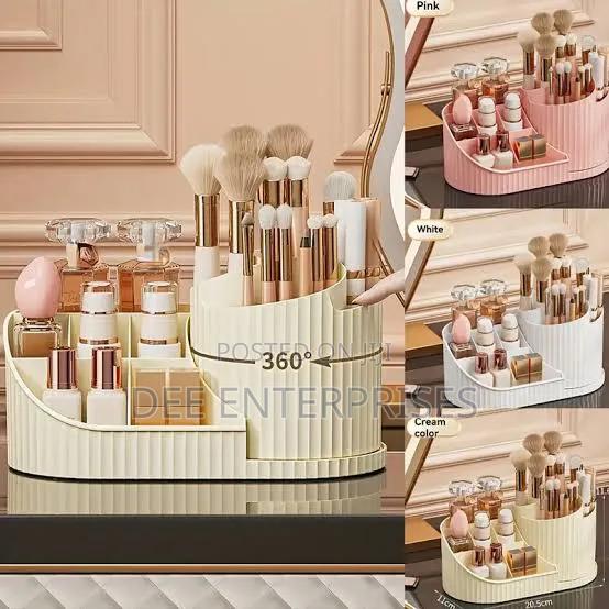 *360° Rotatable Cosmetics Storage Organizer