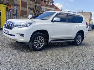 Toyota Land Cruiser Prado 2.8 2017 White