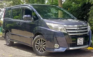 Toyota Noah 2014 Purple