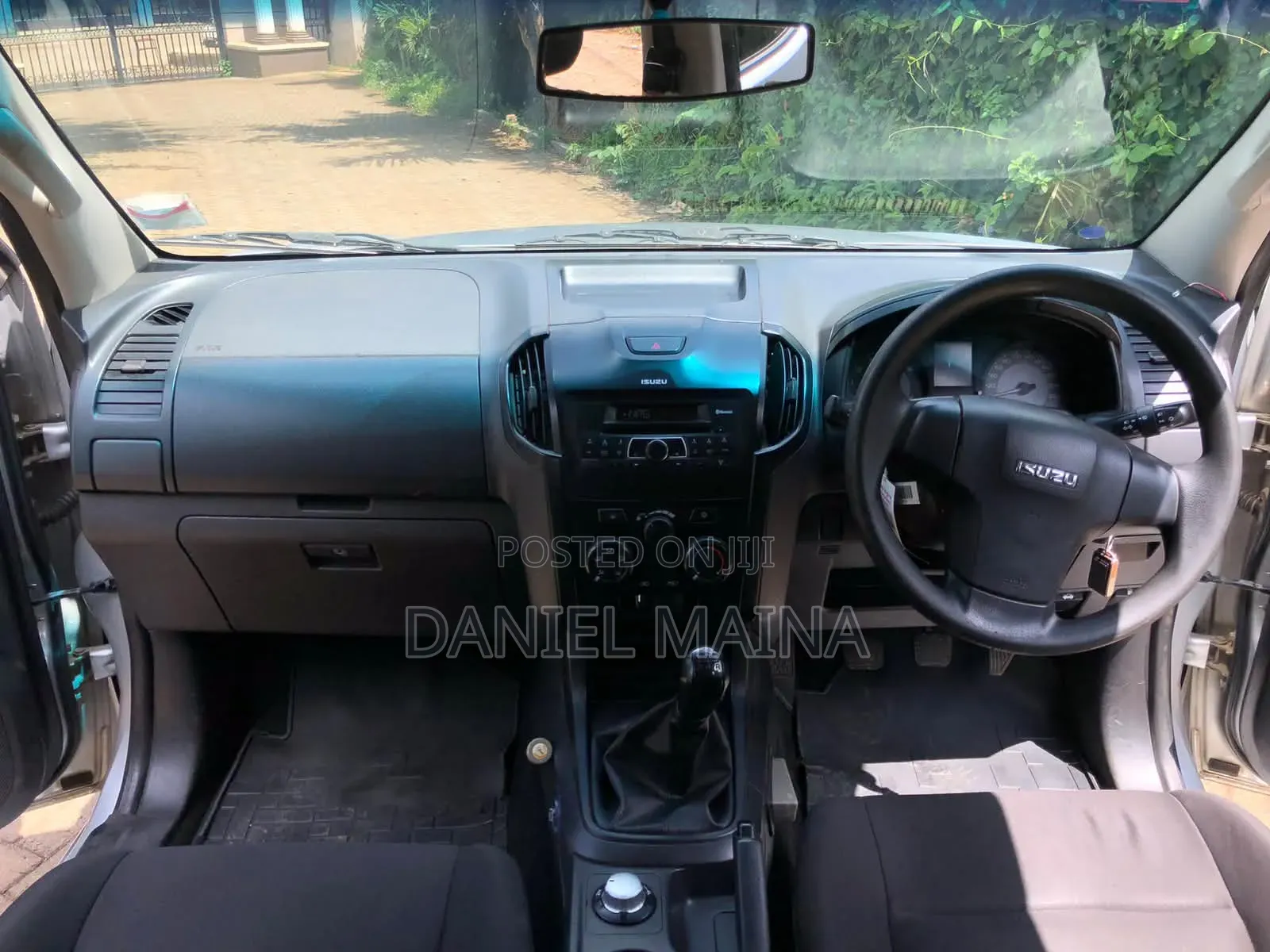 Isuzu D-MAX 2022 Silver