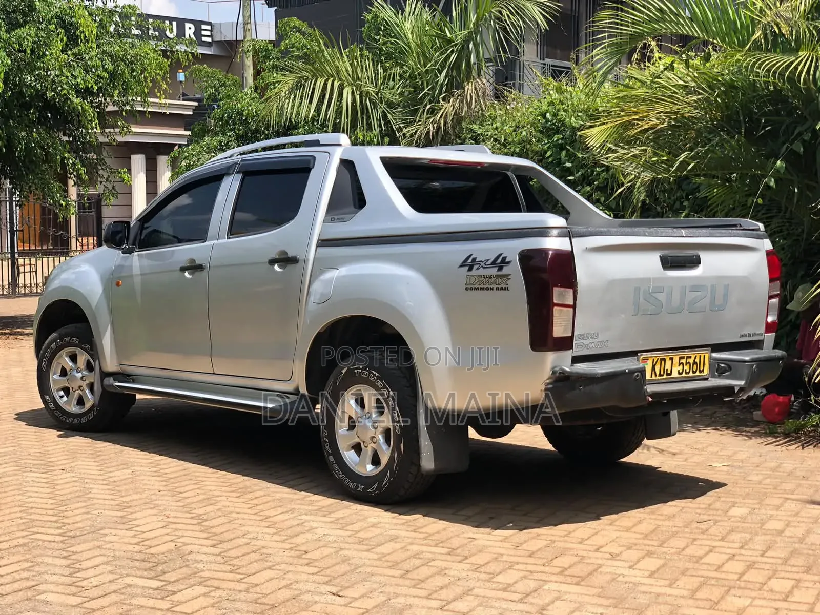 Isuzu D-MAX 2022 Silver