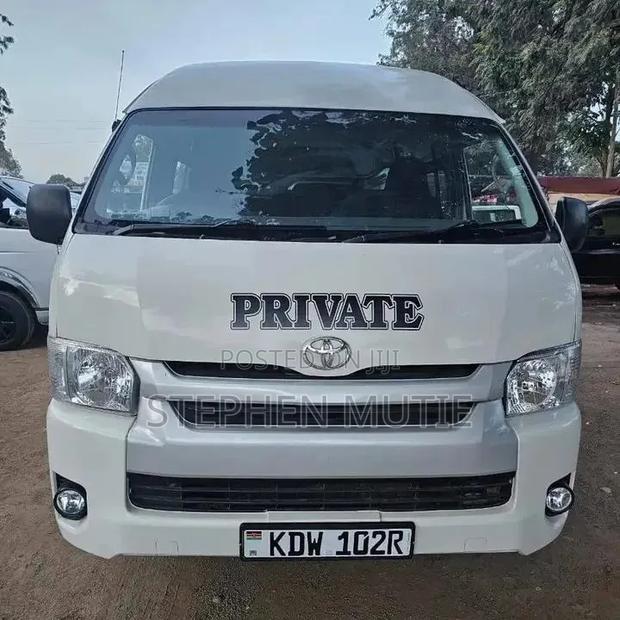 Toyota HiAce 2008 White