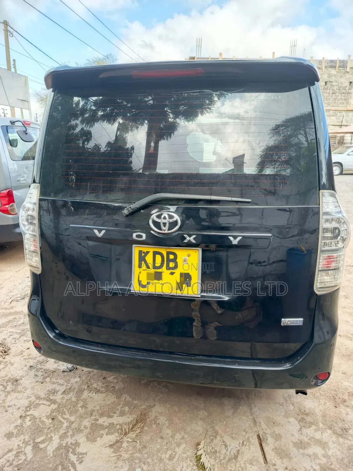 Toyota Voxy 2013 Black