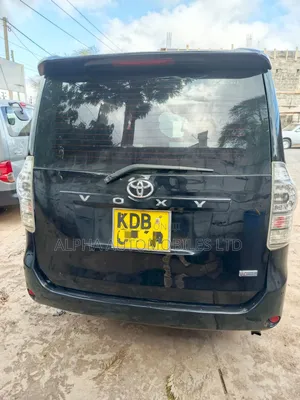 Toyota Voxy 2013 Black