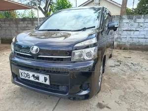 Toyota Voxy 2013 Black