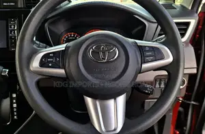 Toyota Roomy 2019