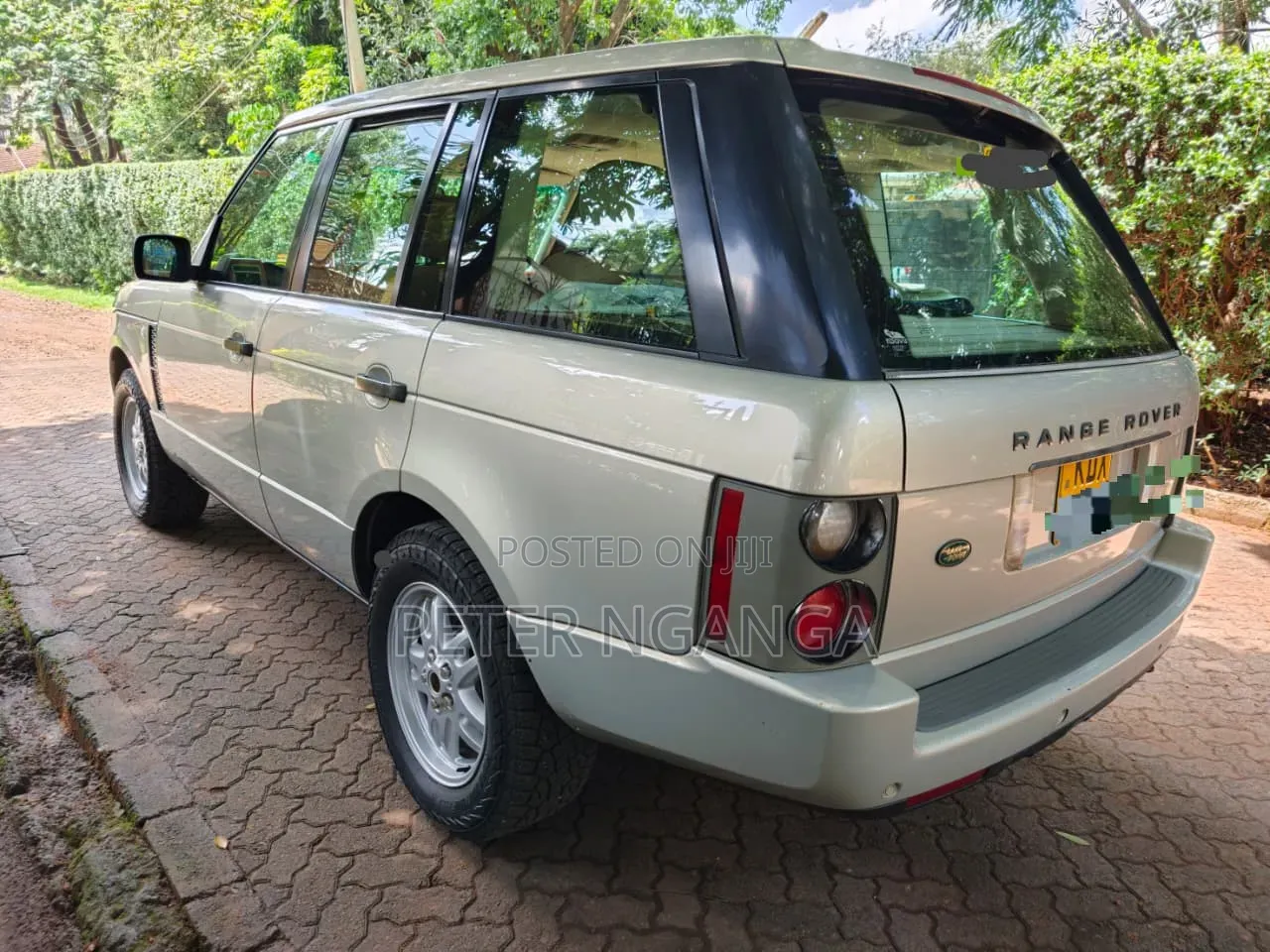 Land Rover Range Rover Vogue 2005 Gold