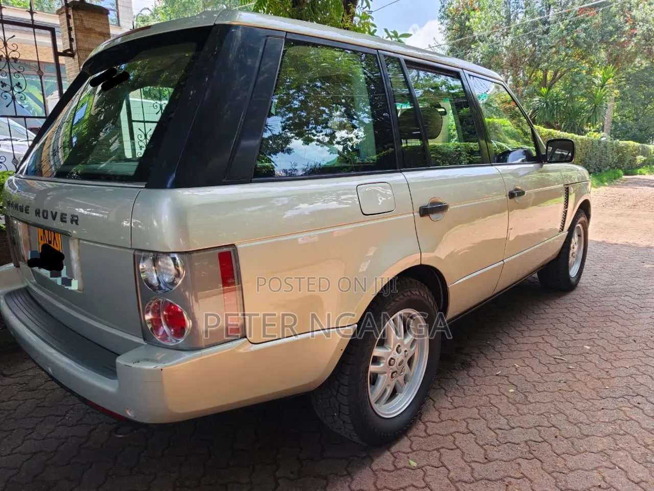 Land Rover Range Rover Vogue 2005 Gold