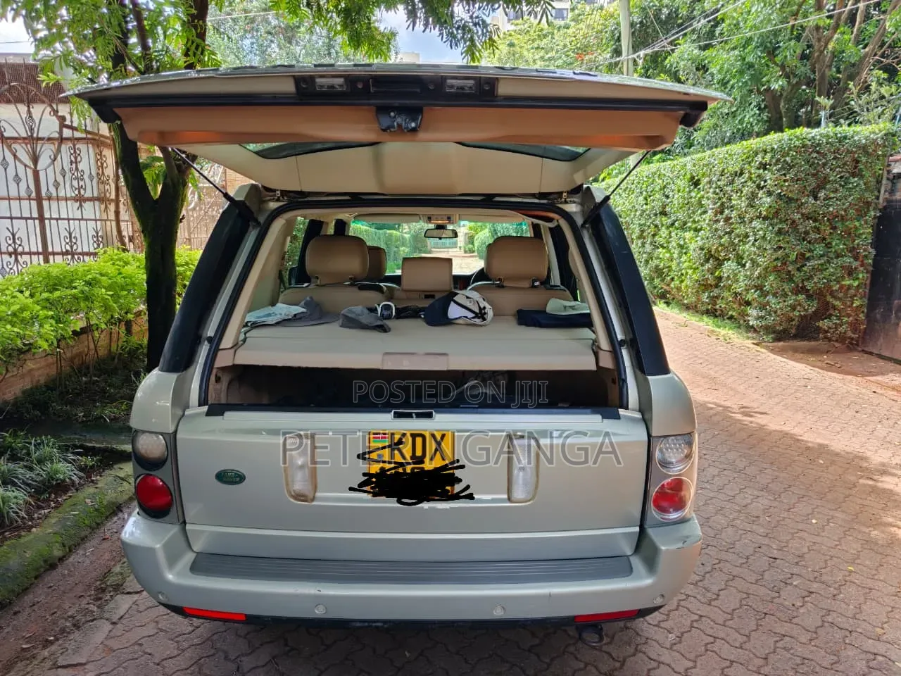 Land Rover Range Rover Vogue 2005 Gold