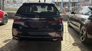 Honda Fit Shuttle 1.5 G 2WD 2020 Burgundy