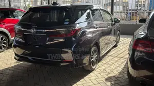 Honda Fit Shuttle 1.5 G 2WD 2020 Burgundy