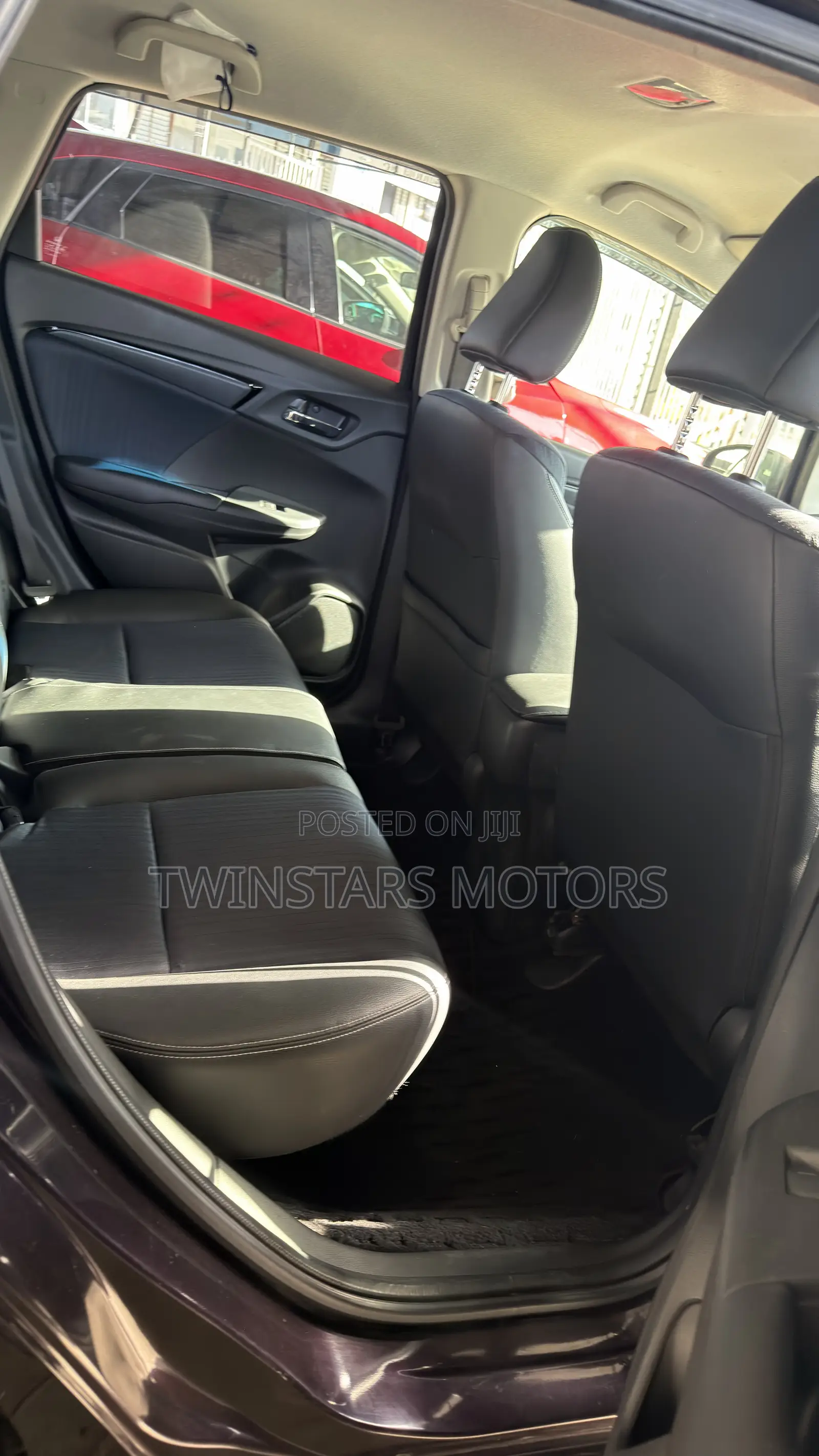 Honda Fit Shuttle 1.5 G 2WD 2020 Burgundy