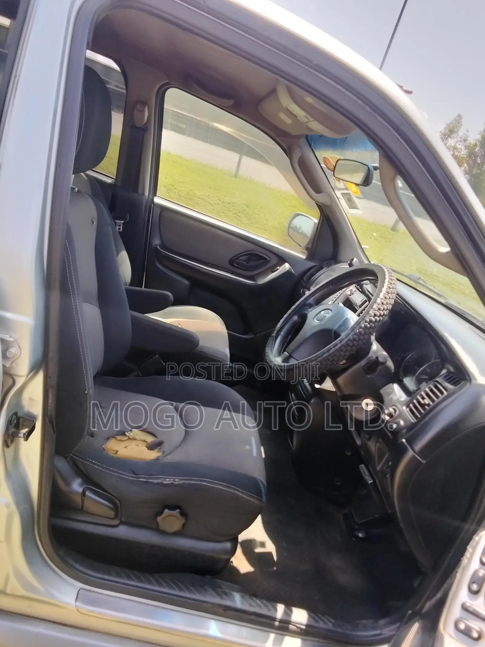 Mazda Tribute 2005 Silver