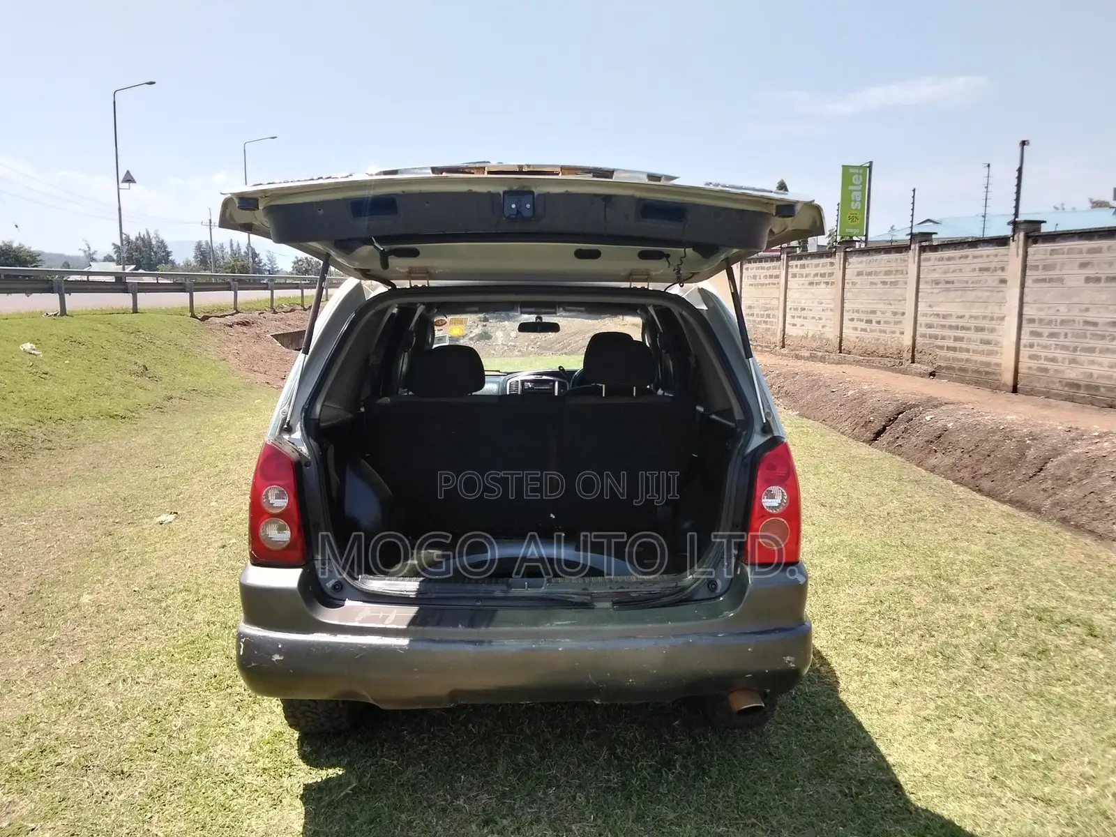 Mazda Tribute 2005 Silver