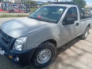 Isuzu D-MAX 2006 Gray
