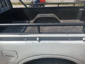 Isuzu D-MAX 2006 Gray