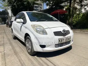 Toyota Vitz 2007 Pearl