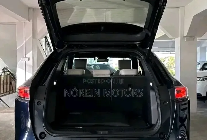 Honda Vezel 1.5 Hybrid 2WD 2021 Matt Black