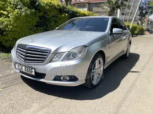 Mercedes-Benz E250 2009 Silver