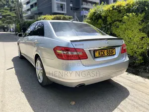 Mercedes-Benz E250 2009 Silver