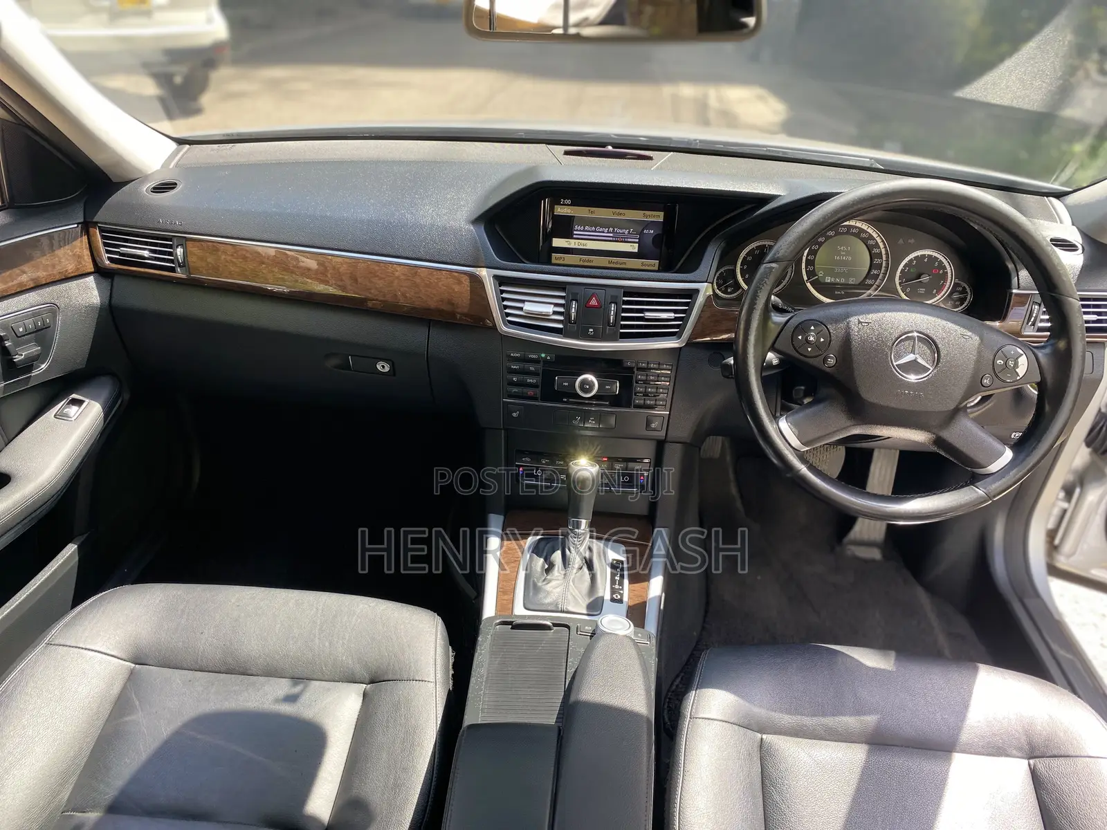 Mercedes-Benz E250 2009 Silver