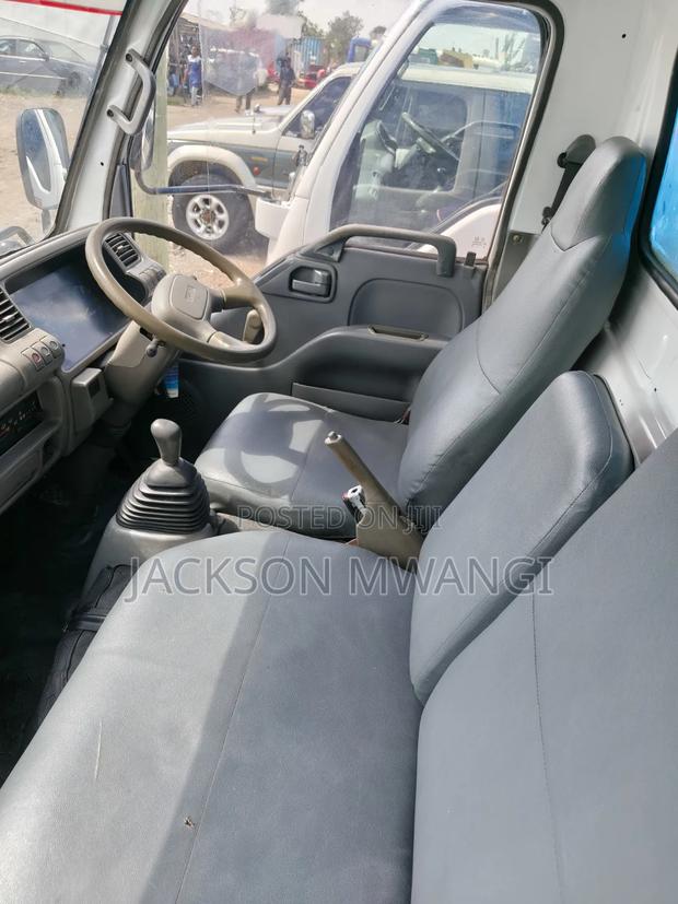 Isuzu Nkr 4.3 - thumbnail 2