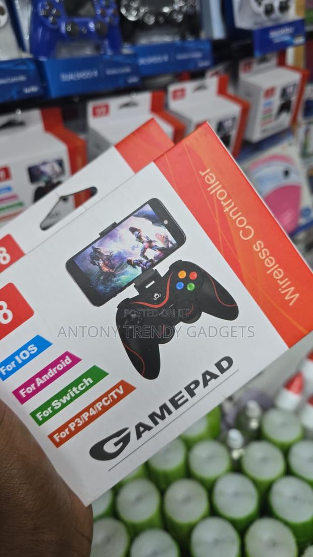 V8 Wireless Gamepad Controller for Android Ios Pc Switch - thumbnail 3