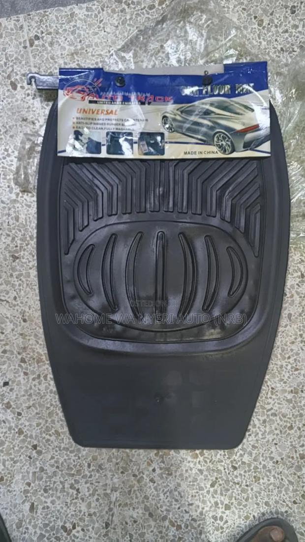 Isuzu Single Cab Floor Mats - thumbnail 2