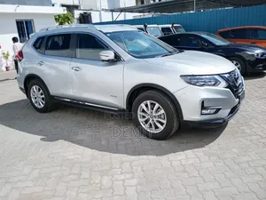 Nissan X-Trail 2.0 Hybrid AWD 2019 Silver