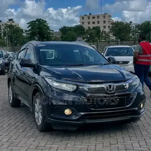 Honda Vezel 1.5 4WD 2019 Matt Black