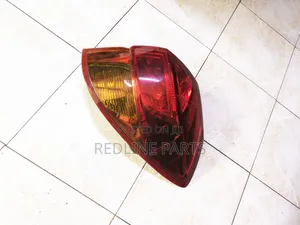 Subaru Legacy Bp5 Taillight
