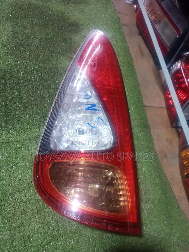 Toyota Fun Cargo 2005 Taillight