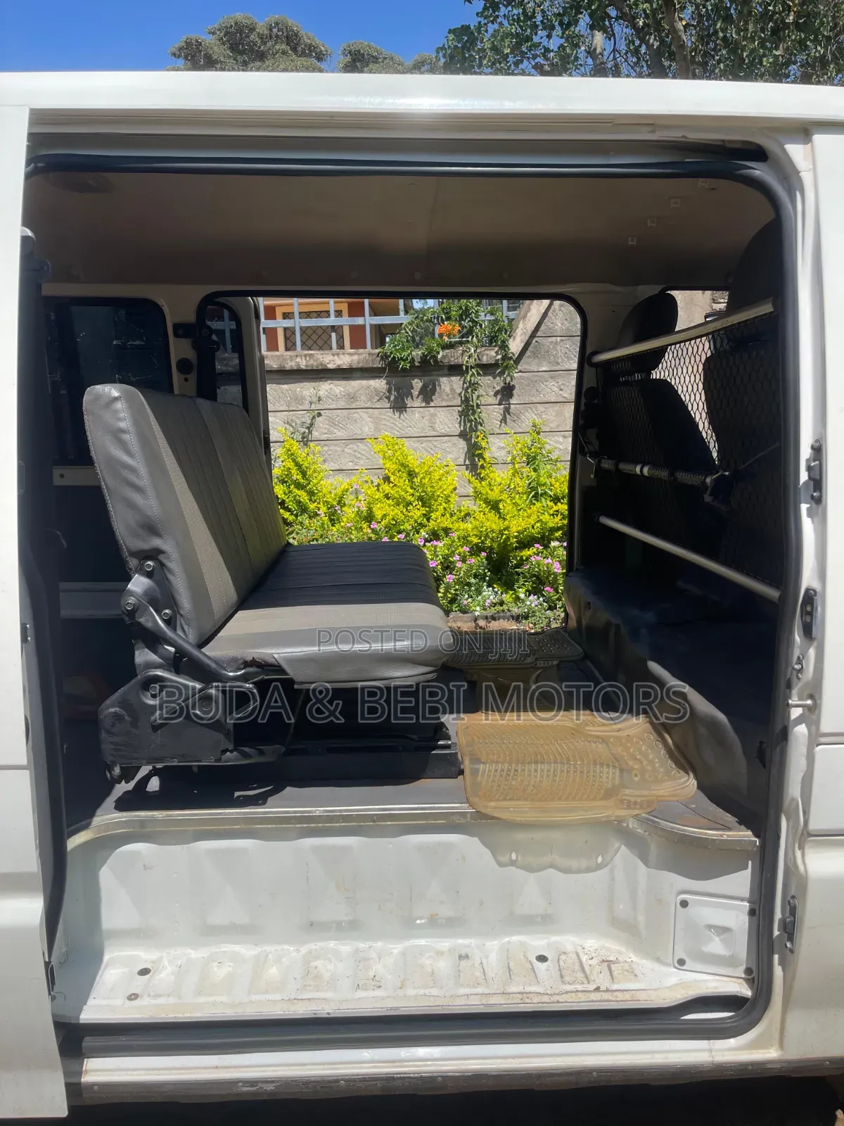 Mazda Bongo 2014 White